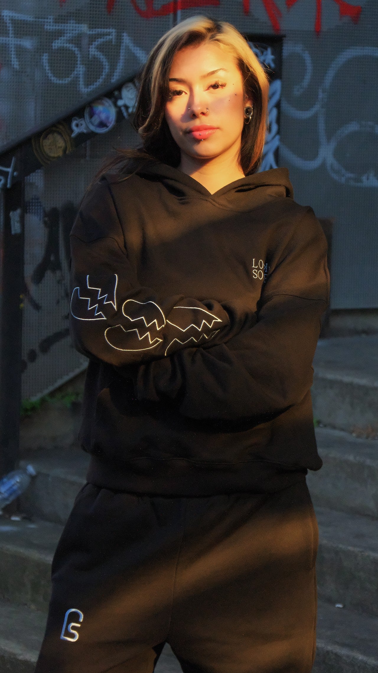 Heavyweight Hoodie — Black